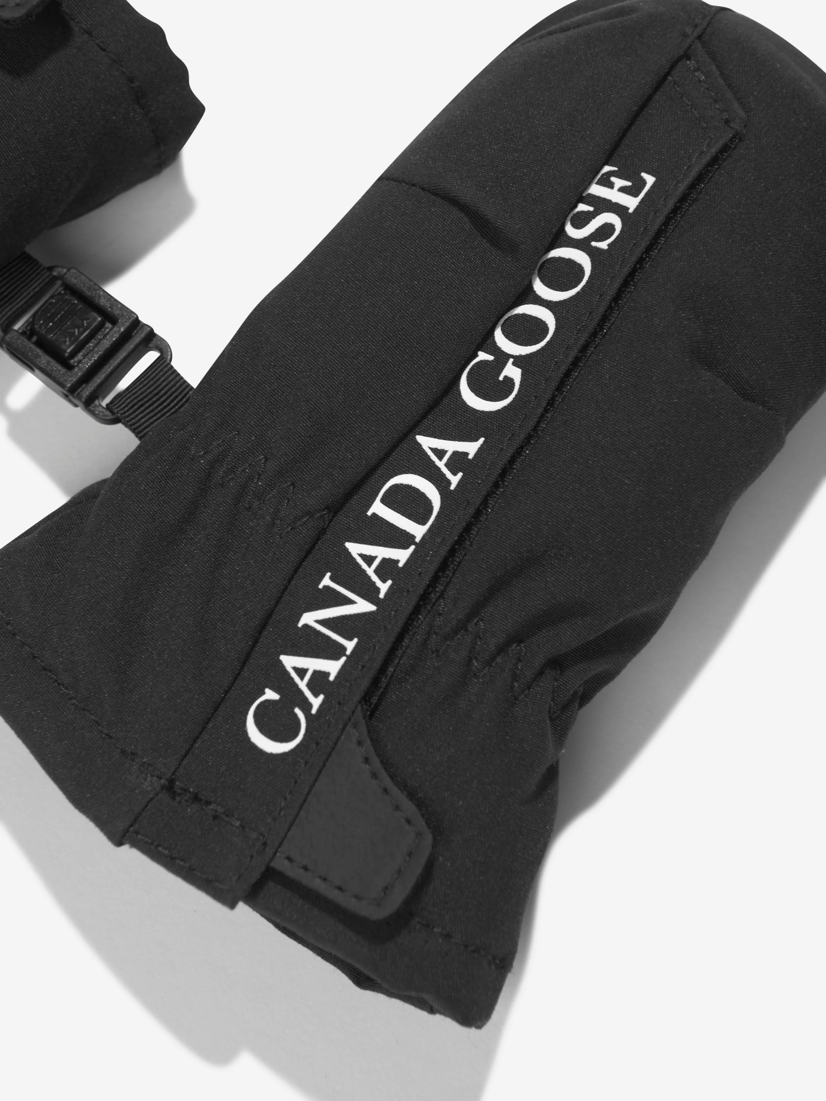 Canada Goose Baby Paw Mittens in Black