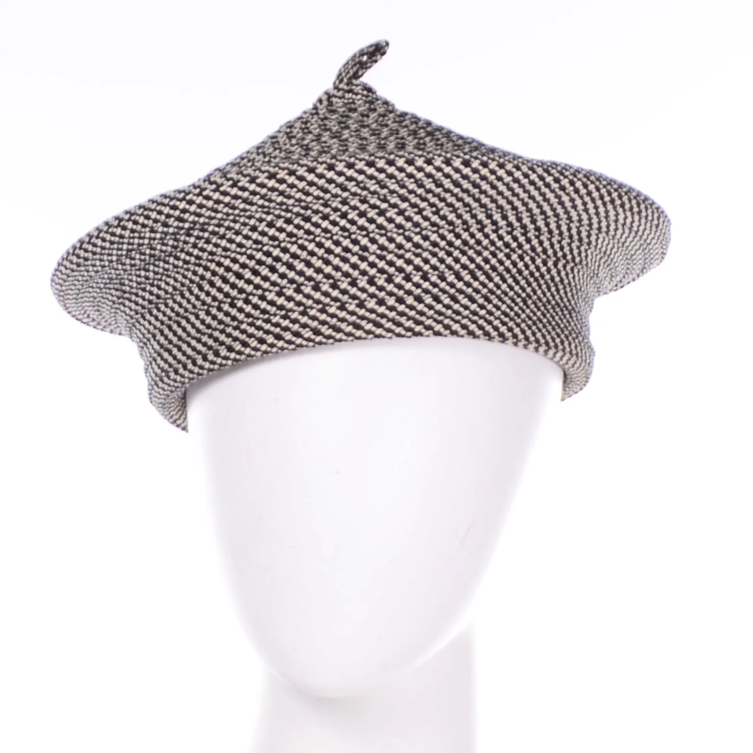 La Sartan Paris France Vintage Black and White Woven Beret Hat